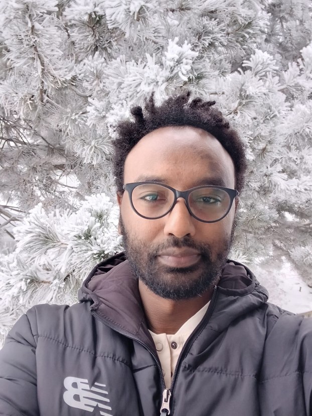 A person taking a selfie

AI-generated content may be incorrect.